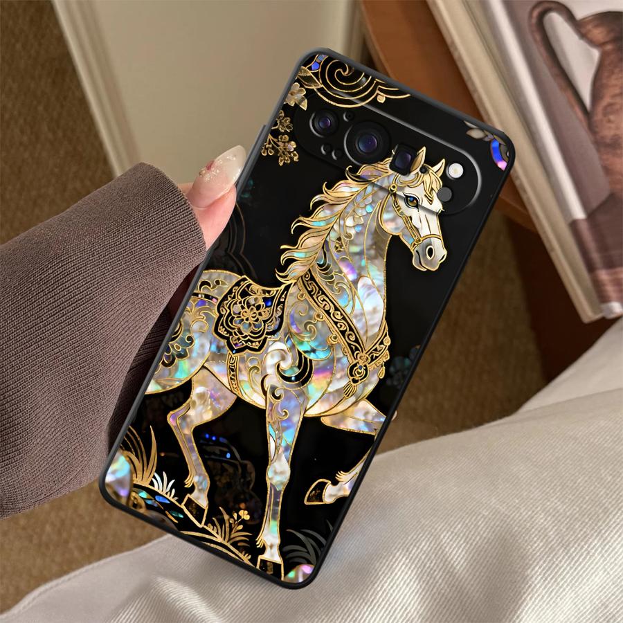 غطاء هاتف Lucky Horse Funda له - مراجعة Google Pixel 8A وسعره